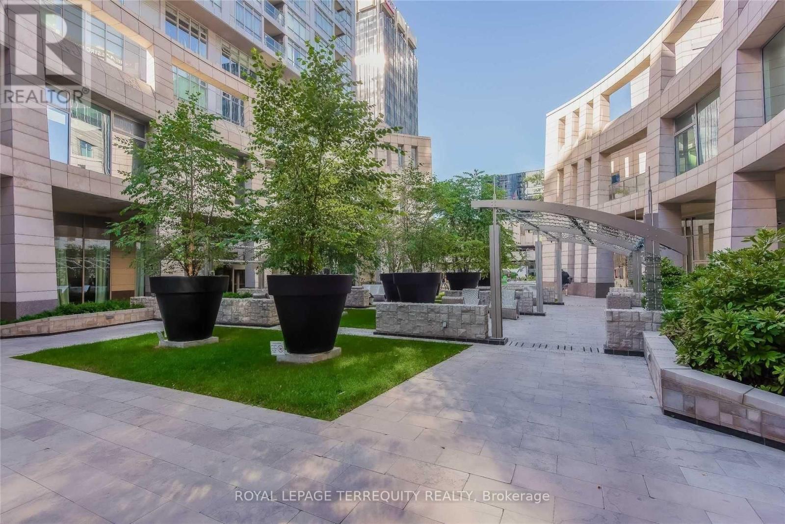 1512 - 2181 Yonge Street, Toronto, Ontario  M4S 3H7 - Photo 23 - C12610224