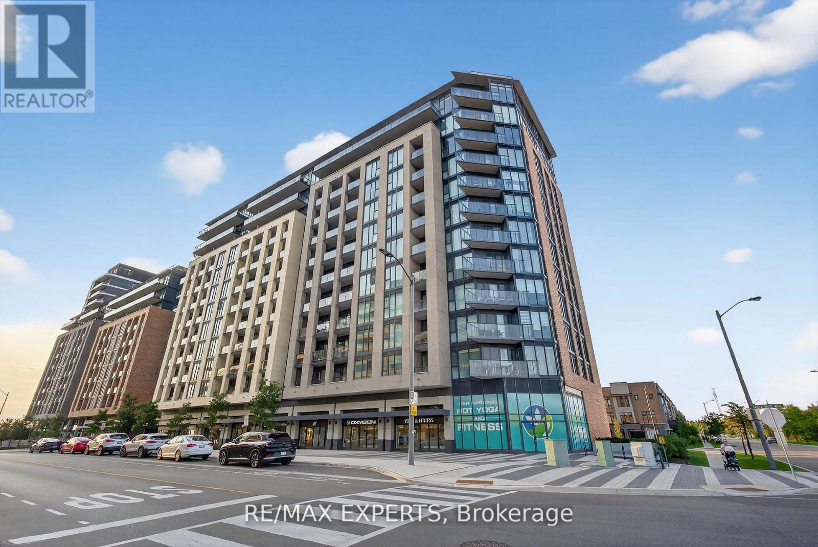 831 - 100 Eagle Rock Way, Vaughan, Ontario  L6A 5B9 - Photo 2 - N12612118