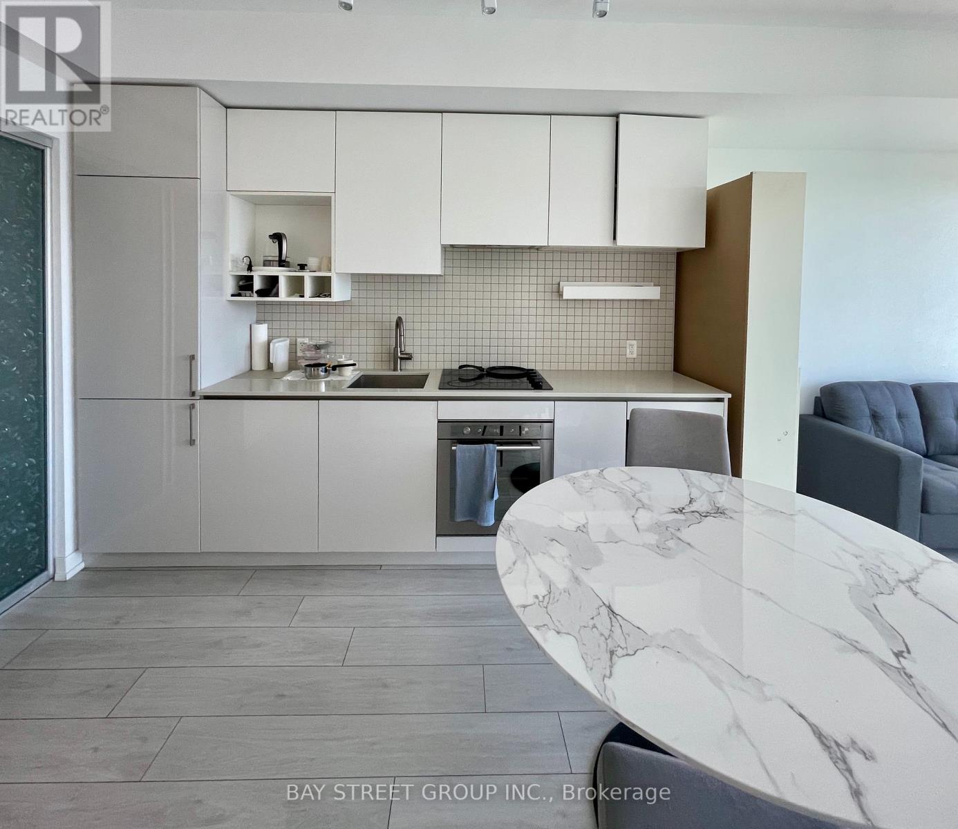 2207 - 5 Buttermill Avenue, Vaughan (Vaughan Corporate Centre), Ontario  L4K 0J5 - Photo 7 - N12612204