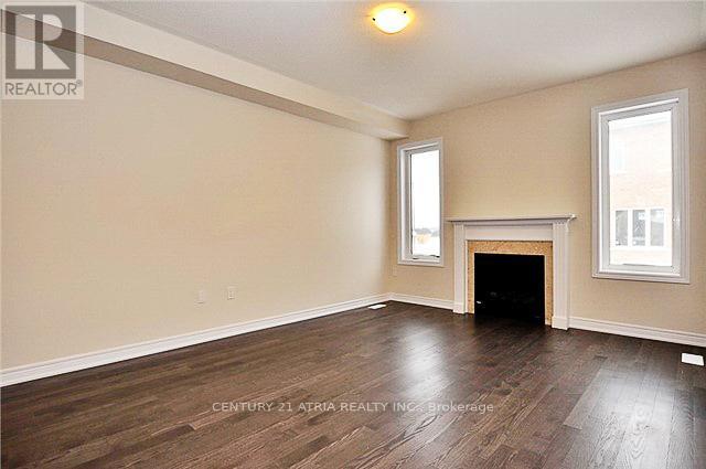 4 Applegate Drive, East Gwillimbury, Ontario  L9N 0R2 - Photo 6 - N12612240