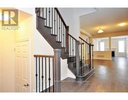 4 APPLEGATE DRIVE, East Gwillimbury, Ontario