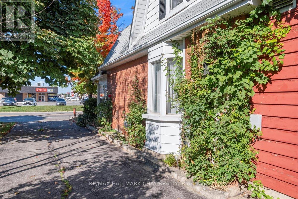 63 King Street S, New Tecumseth, Ontario  L9R 1B6 - Photo 36 - N12612268