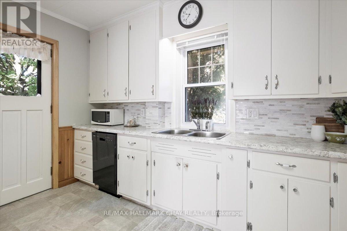 63 King Street S, New Tecumseth, Ontario  L9R 1B6 - Photo 6 - N12612268