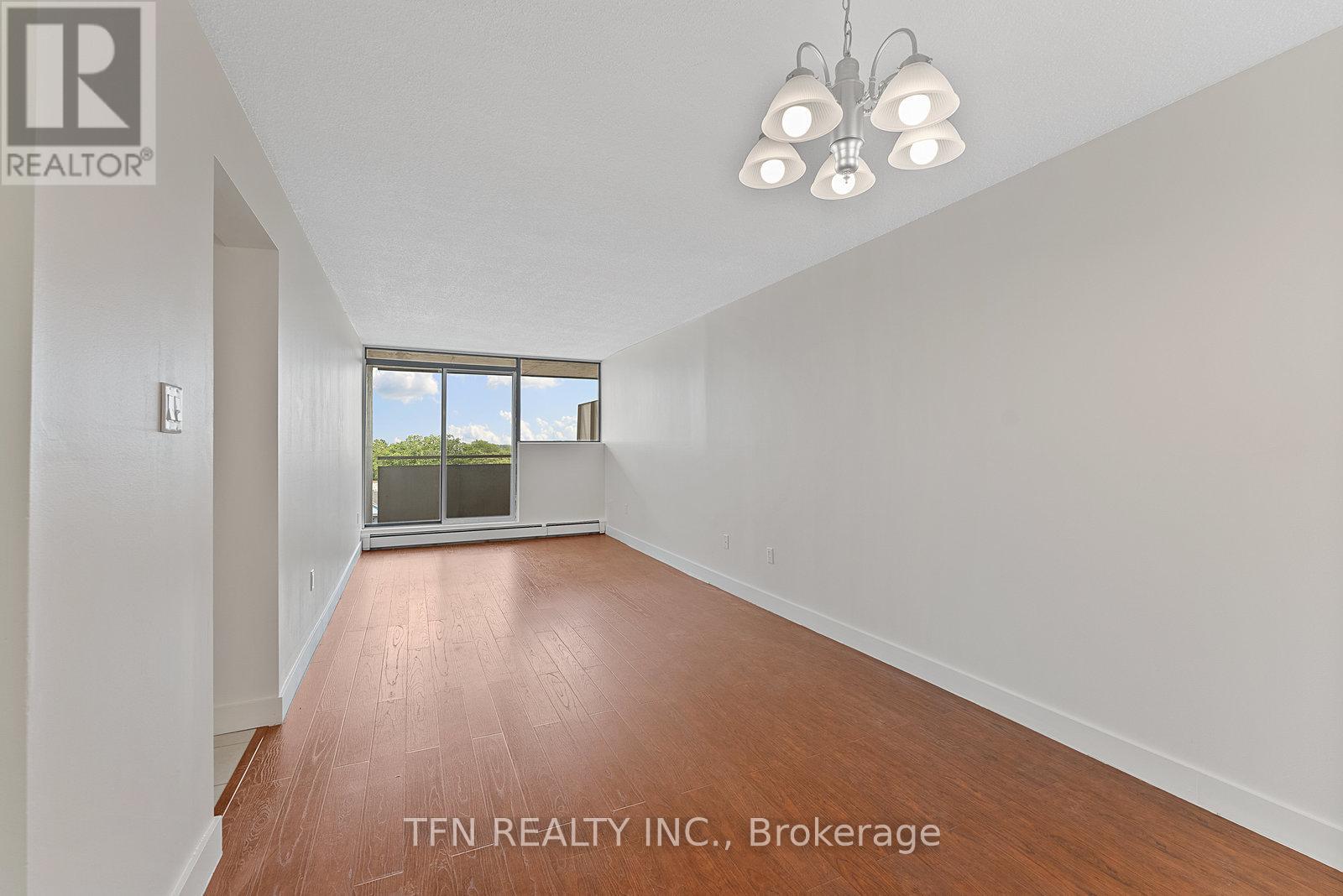 707 - 10330 Yonge Street W, Richmond Hill, Ontario  L4C 5N1 - Photo 21 - N12612300