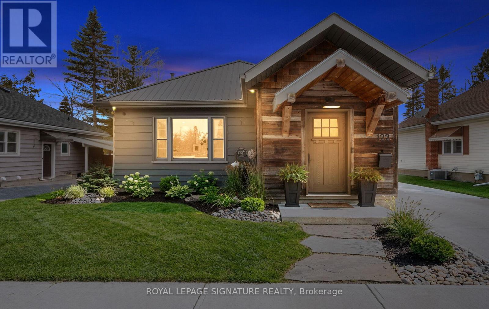 122 Queen Street, Barrie (Codrington), Ontario  L4M 1Z5 - Photo 2 - S12612112