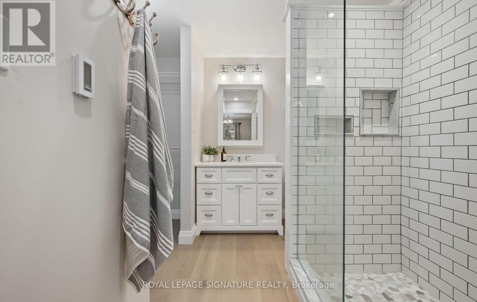 122 Queen Street, Barrie (Codrington), Ontario  L4M 1Z5 - Photo 26 - S12612112