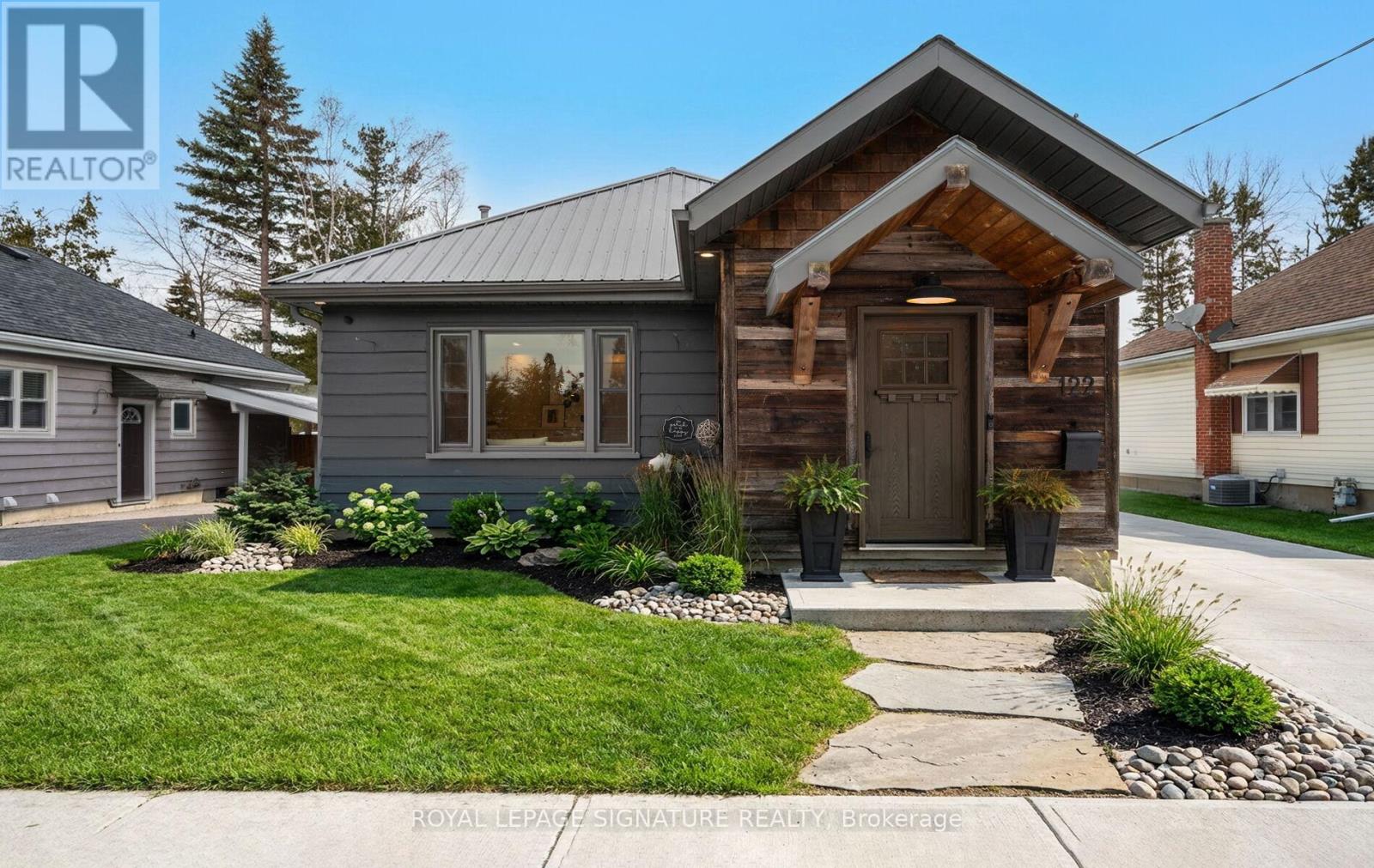 122 Queen Street, Barrie (Codrington), Ontario  L4M 1Z5 - Photo 4 - S12612112