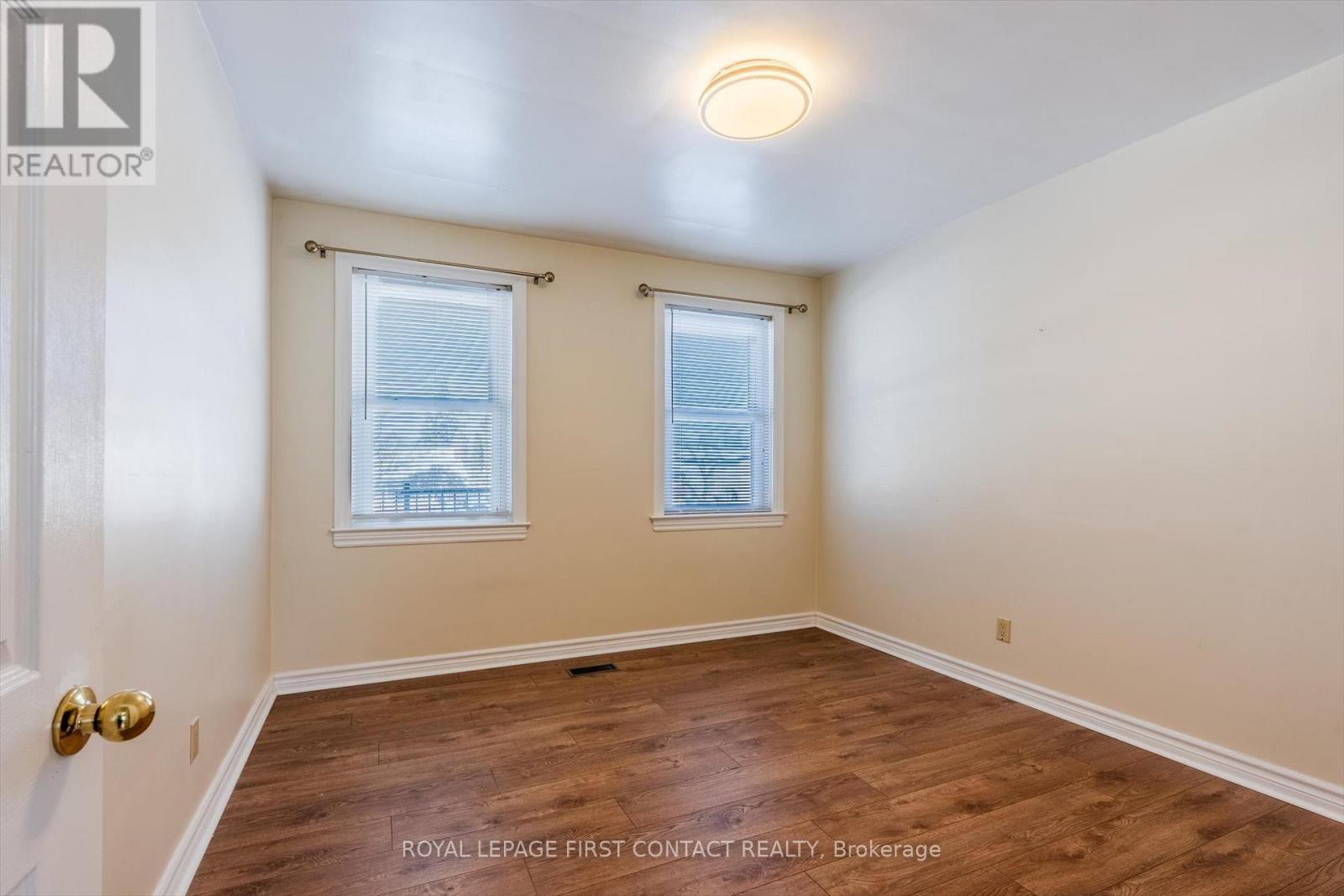 Unit A - 23 Shannon Street, Barrie, Ontario  L4M 2K7 - Photo 9 - S12612116