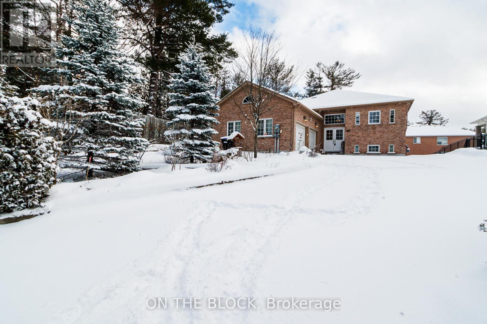589 RIVER ROAD E, Wasaga Beach, Ontario