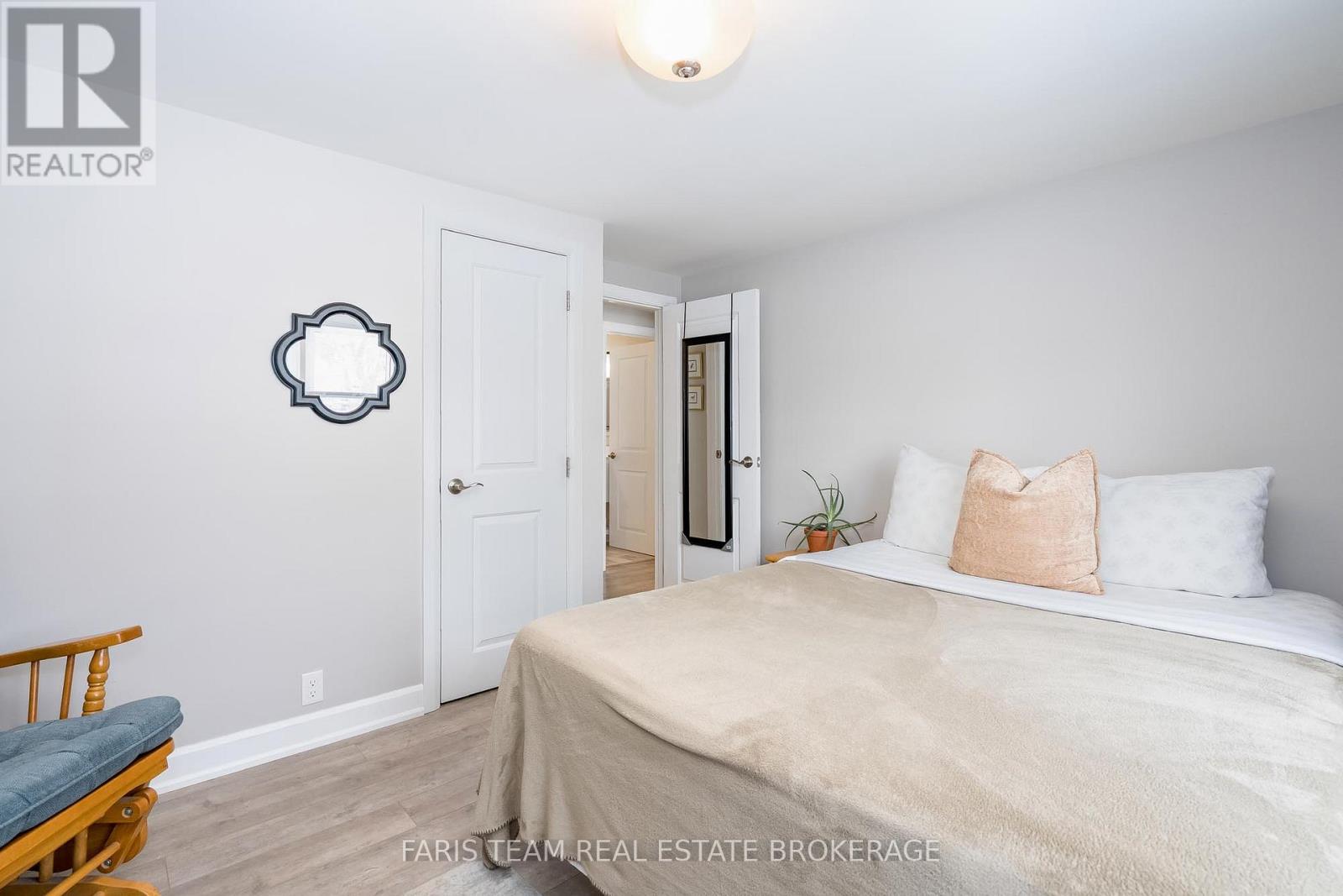 15 Derby Street, Orillia, Ontario  L3V 5R4 - Photo 19 - S12612234