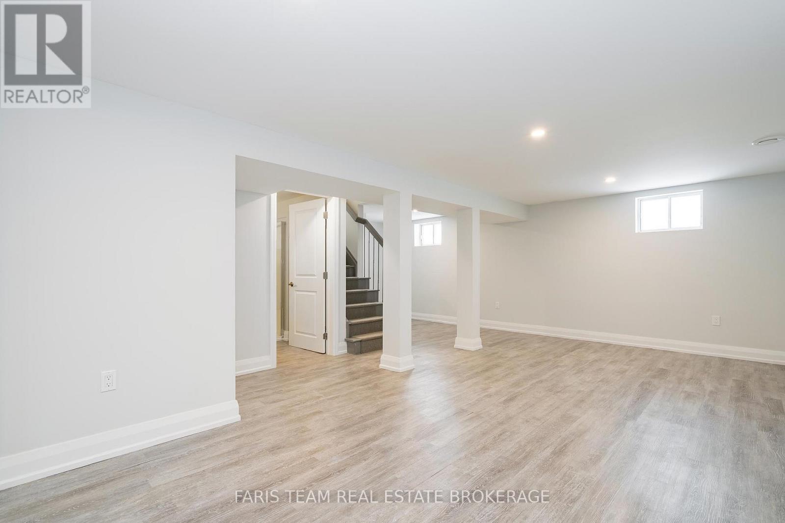 15 Derby Street, Orillia, Ontario  L3V 5R4 - Photo 28 - S12612234