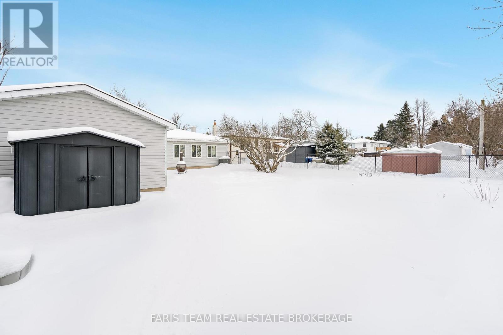 15 Derby Street, Orillia, Ontario  L3V 5R4 - Photo 37 - S12612234