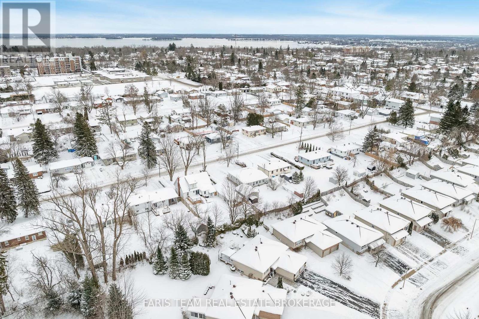 15 Derby Street, Orillia, Ontario  L3V 5R4 - Photo 44 - S12612234