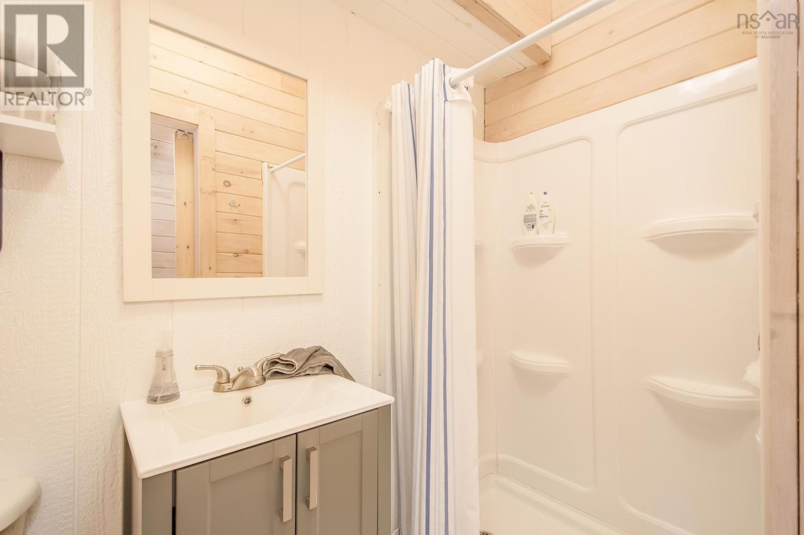 60 Post Office Road, Porters Lake, Nova Scotia B3E 1H7 - Photo 28 - 202504274