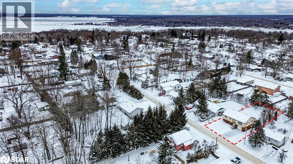 325 Ouida Street, Waubaushene, Ontario  L0K 2C0 - Photo 2 - 40793001