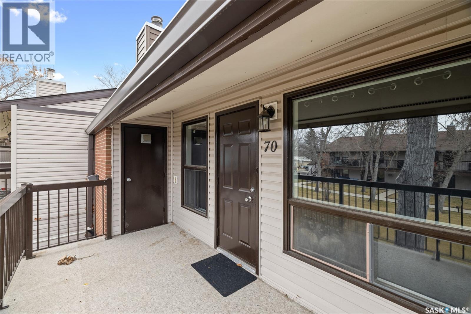 70 Gore Place, Regina, Saskatchewan  S4T 7S4 - Photo 5 - SK025365