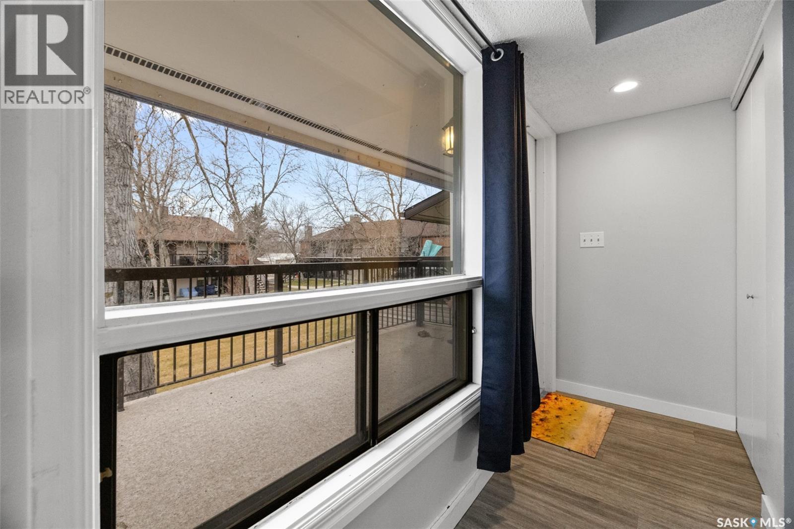 70 Gore Place, Regina, Saskatchewan  S4T 7S4 - Photo 6 - SK025365