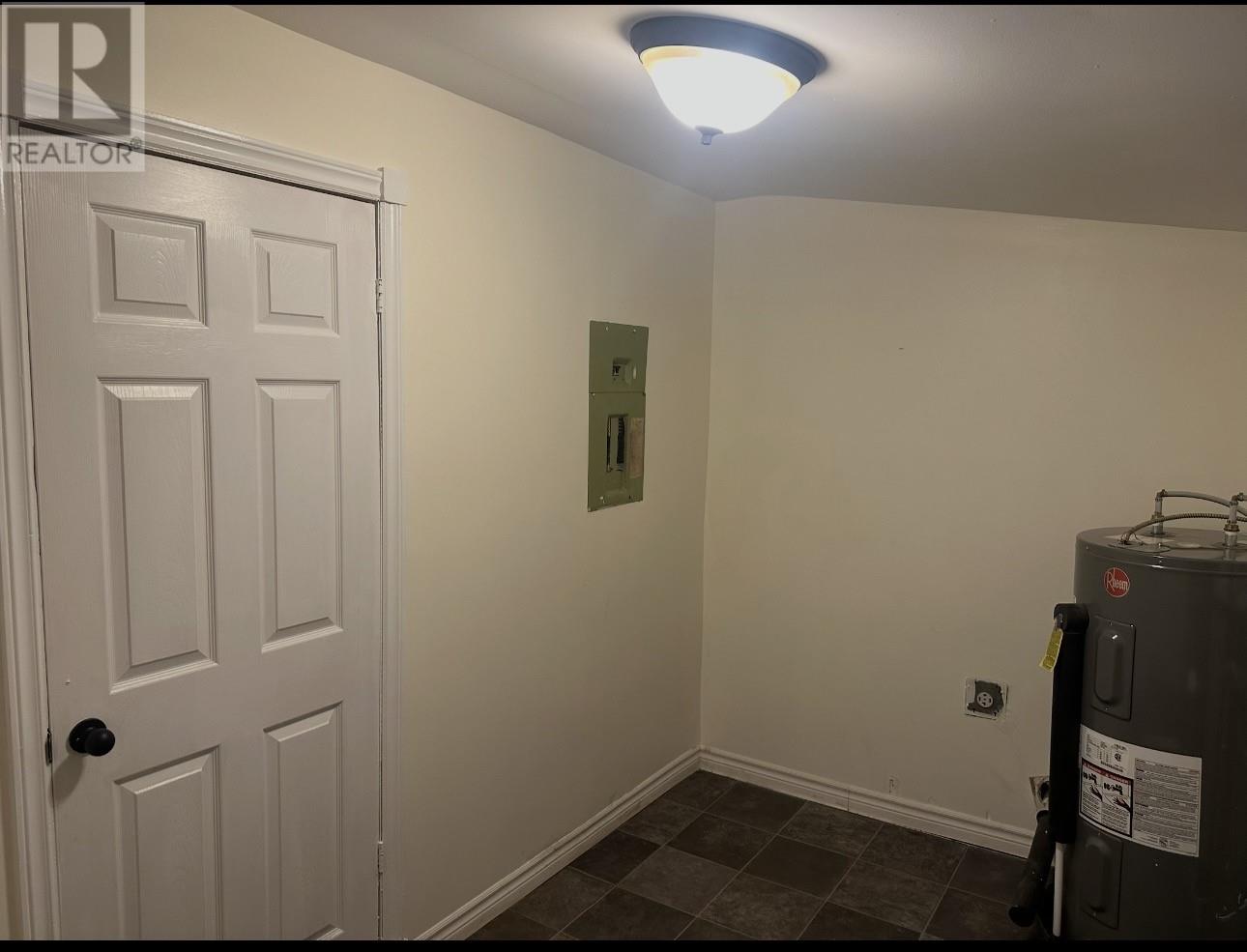 52 Fifth Street, Wabana, Newfoundland & Labrador  A0A 4H0 - Photo 15 - 1293179