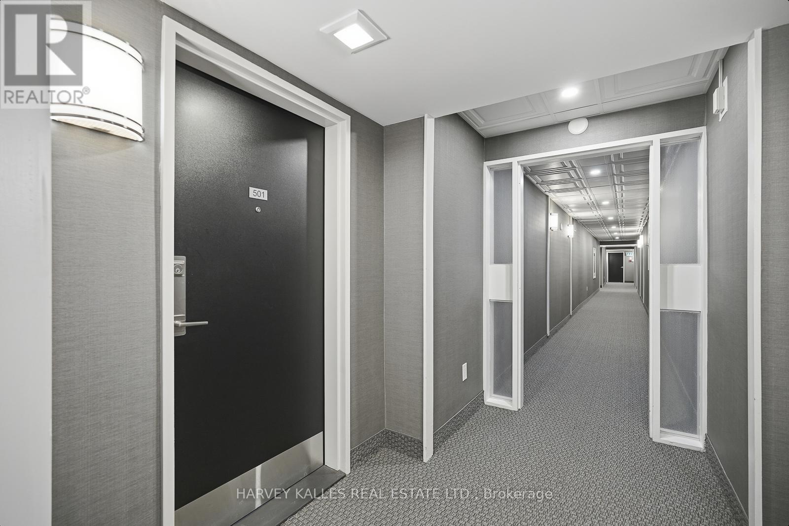 501 - 965 Inverhouse Drive, Mississauga, Ontario  L5J 4B4 - Photo 4 - W12612092