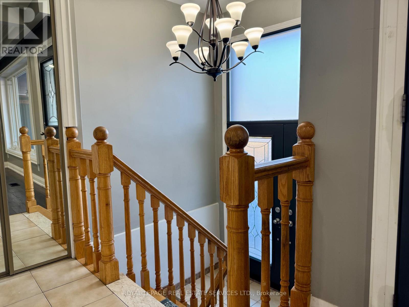 70 Hisey Crescent, Toronto (Black Creek), Ontario  M3N 1V1 - Photo 11 - W12612134