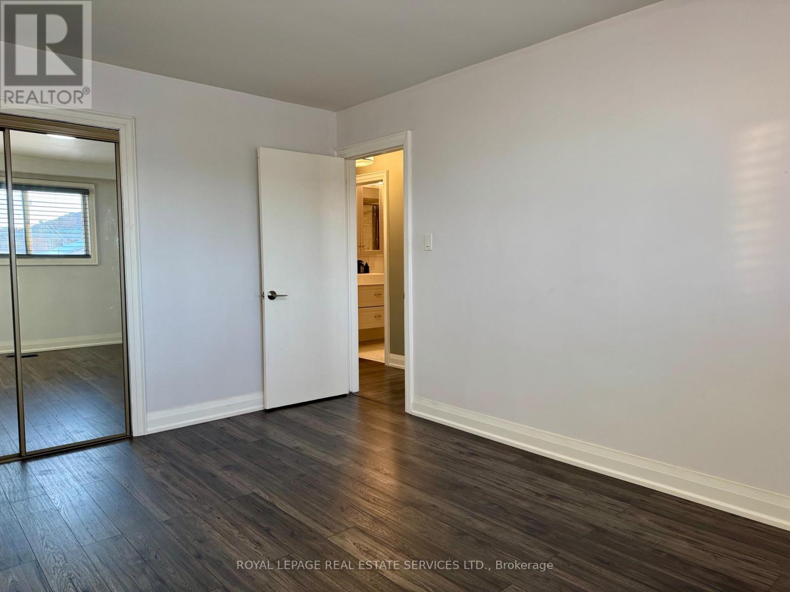 70 Hisey Crescent, Toronto (Black Creek), Ontario  M3N 1V1 - Photo 19 - W12612134