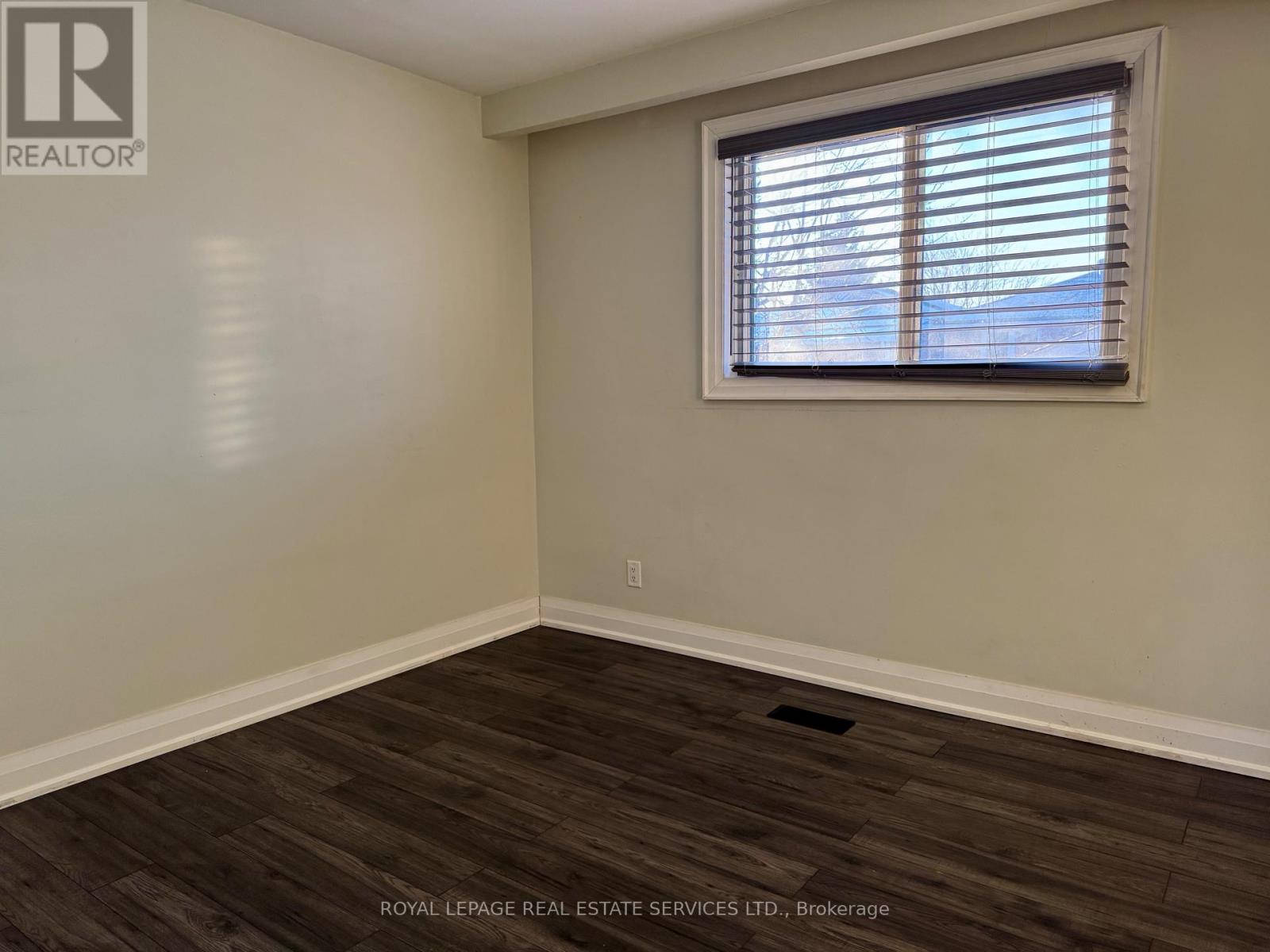 70 Hisey Crescent, Toronto (Black Creek), Ontario  M3N 1V1 - Photo 20 - W12612134