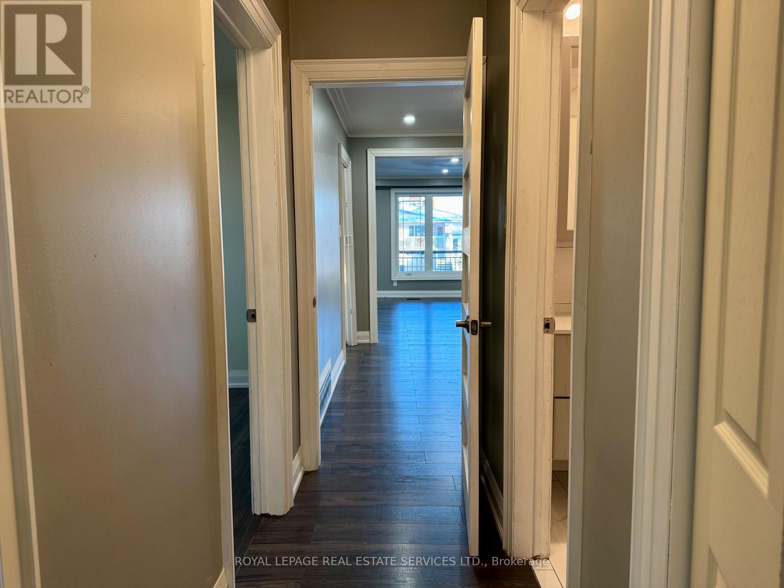 70 Hisey Crescent, Toronto (Black Creek), Ontario  M3N 1V1 - Photo 22 - W12612134