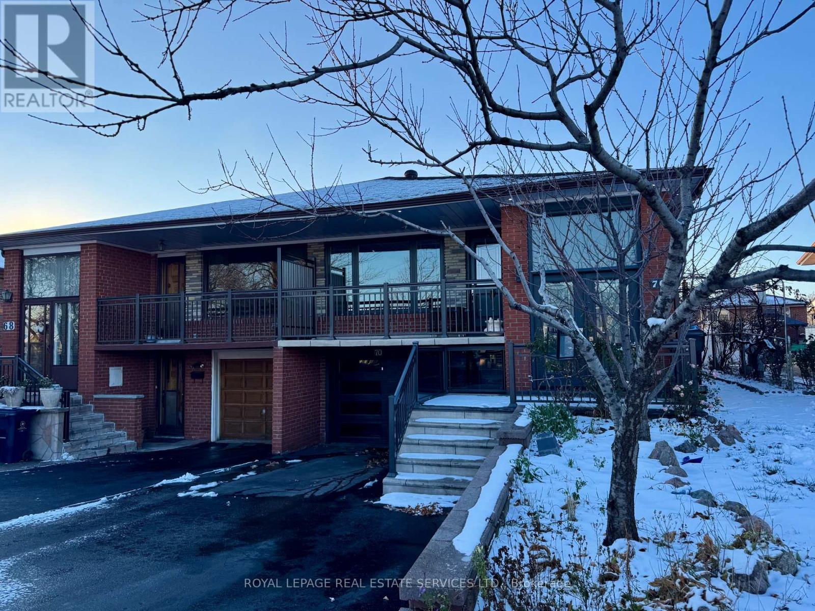 70 Hisey Crescent, Toronto (Black Creek), Ontario  M3N 1V1 - Photo 24 - W12612134