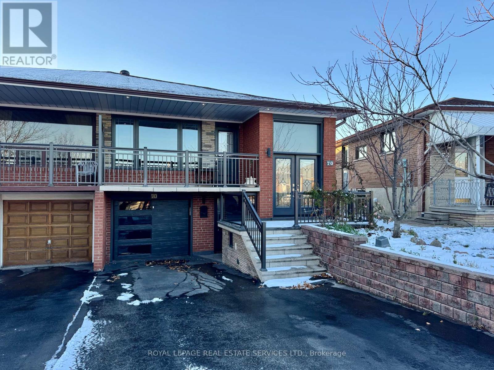 70 Hisey Crescent, Toronto (Black Creek), Ontario  M3N 1V1 - Photo 25 - W12612134