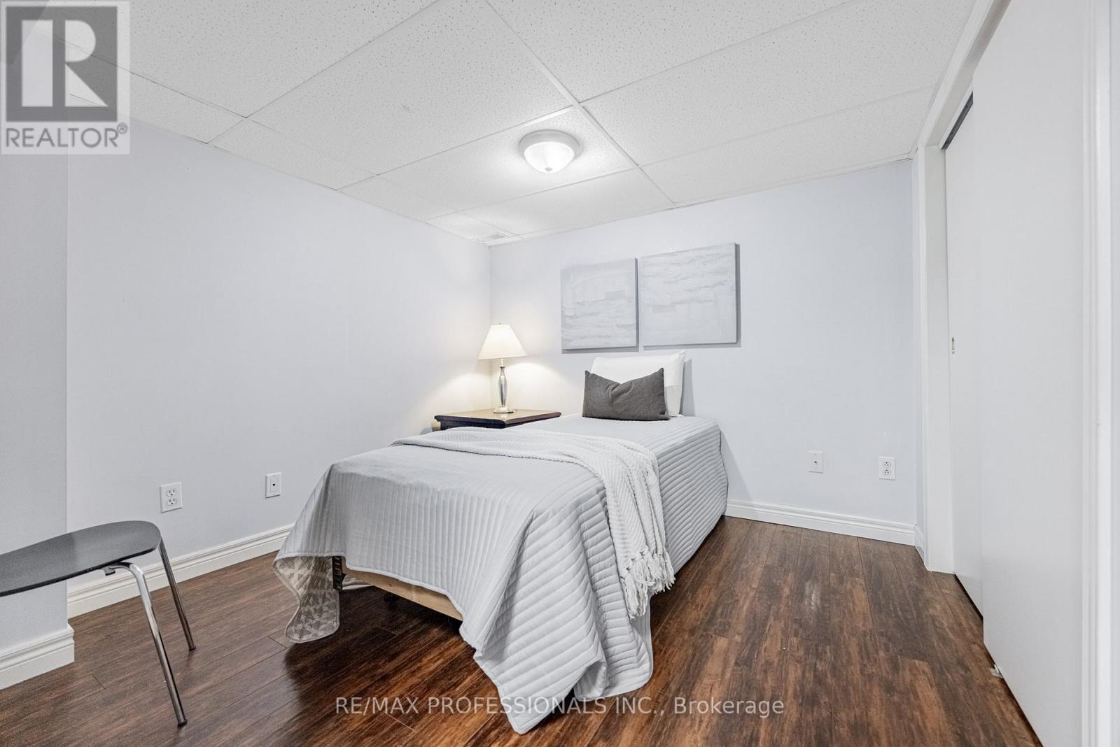 54 Holmesdale Crescent, Toronto, Ontario  M6E 1Y5 - Photo 21 - W12612170