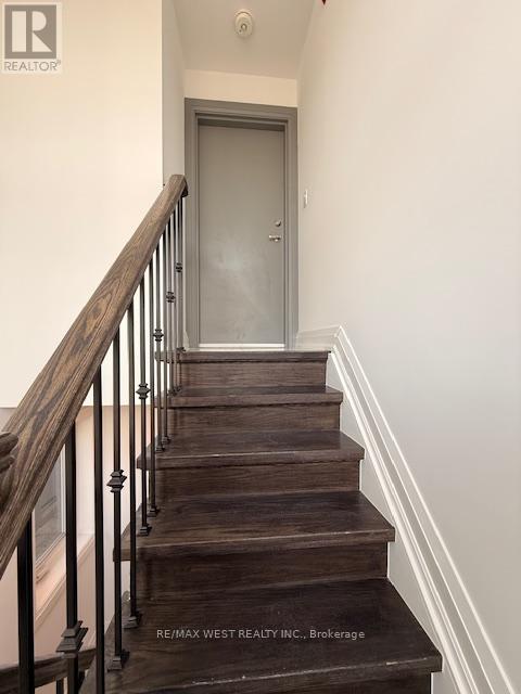 2nd Floor - 191 Rosethorn Avenue, Toronto (Keelesdale-Eglinton West), Ontario  M6N 3L3 - Photo 2 - W12612176