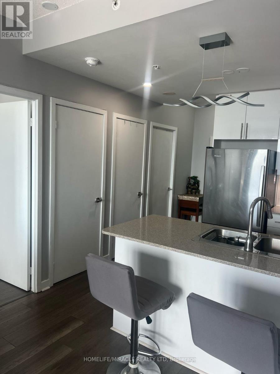 1406 - 3985 Grand Park Drive, Mississauga, Ontario  L5B 0H8 - Photo 4 - W12612182