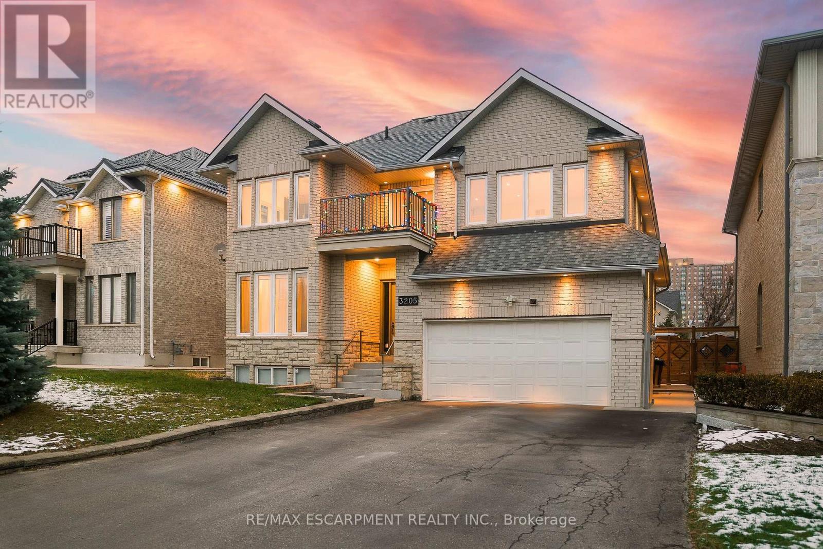 3205 ROLLING STONE COURT, Mississauga, Ontario