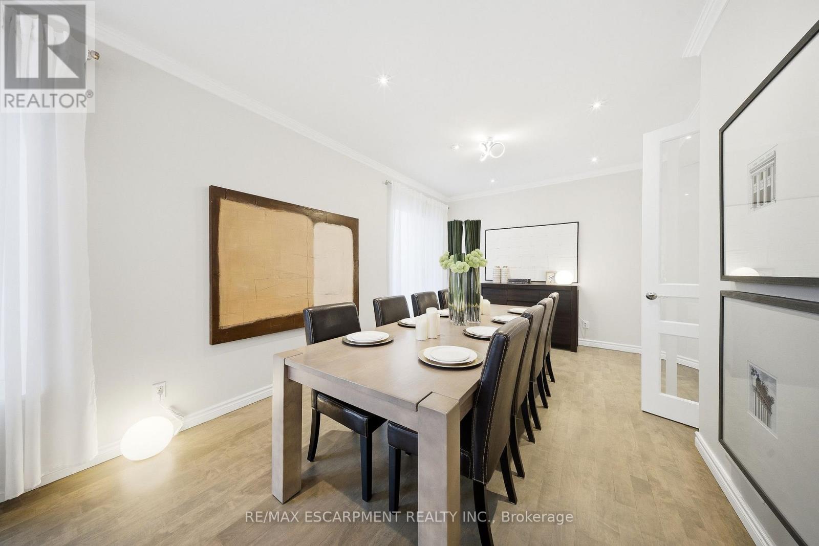 3205 Rolling Stone Court, Mississauga, Ontario  L5B 1V8 - Photo 21 - W12612256