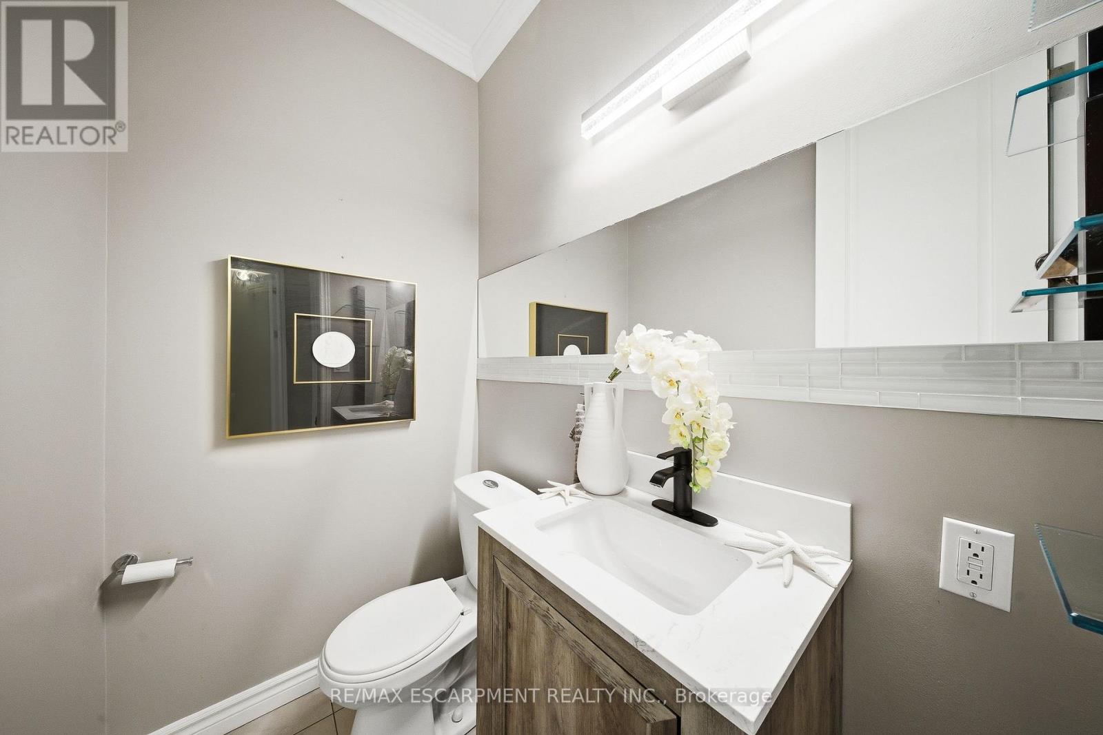 3205 Rolling Stone Court, Mississauga, Ontario  L5B 1V8 - Photo 25 - W12612256