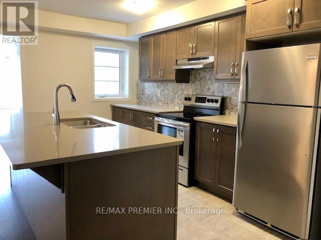 25 Mcgrath Avenue, Richmond Hill, Ontario  L4S 0K8 - Photo 6 - N12327942