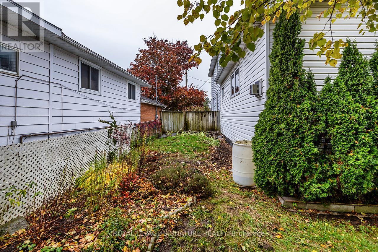 9 South Charles Street, Quinte West, Ontario  K8V 2R8 - Photo 33 - X12612086