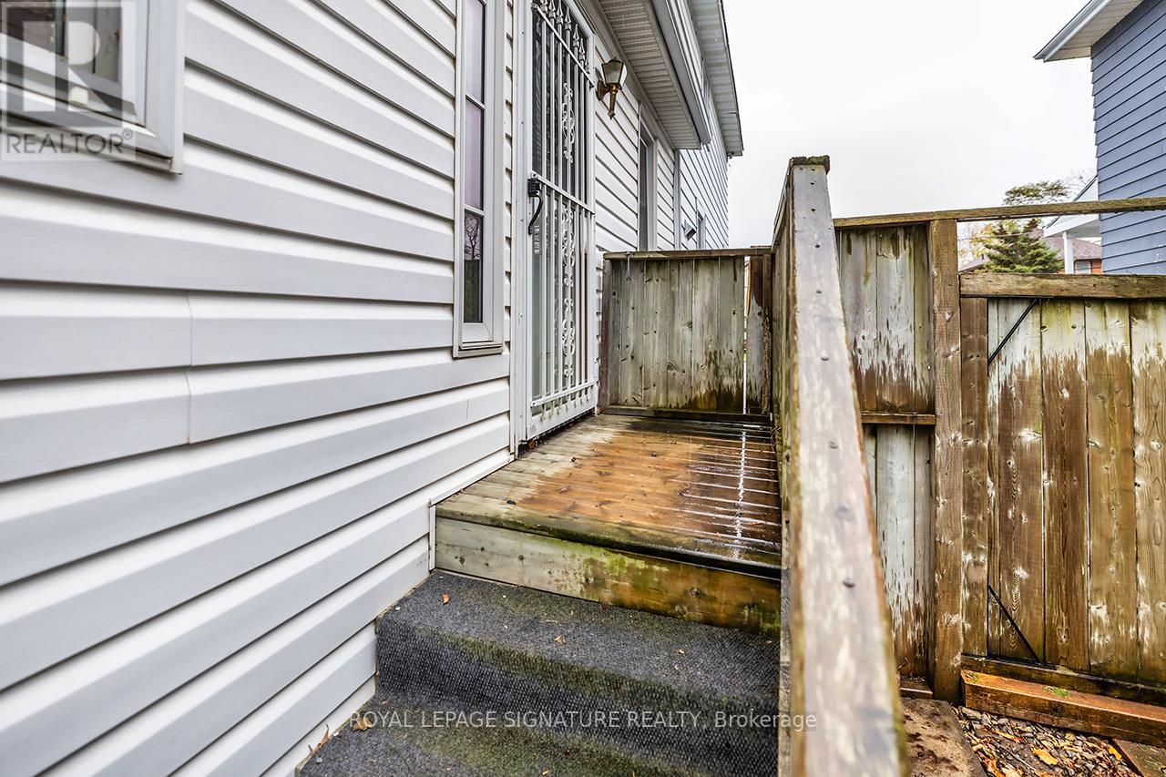 9 South Charles Street, Quinte West, Ontario  K8V 2R8 - Photo 36 - X12612086