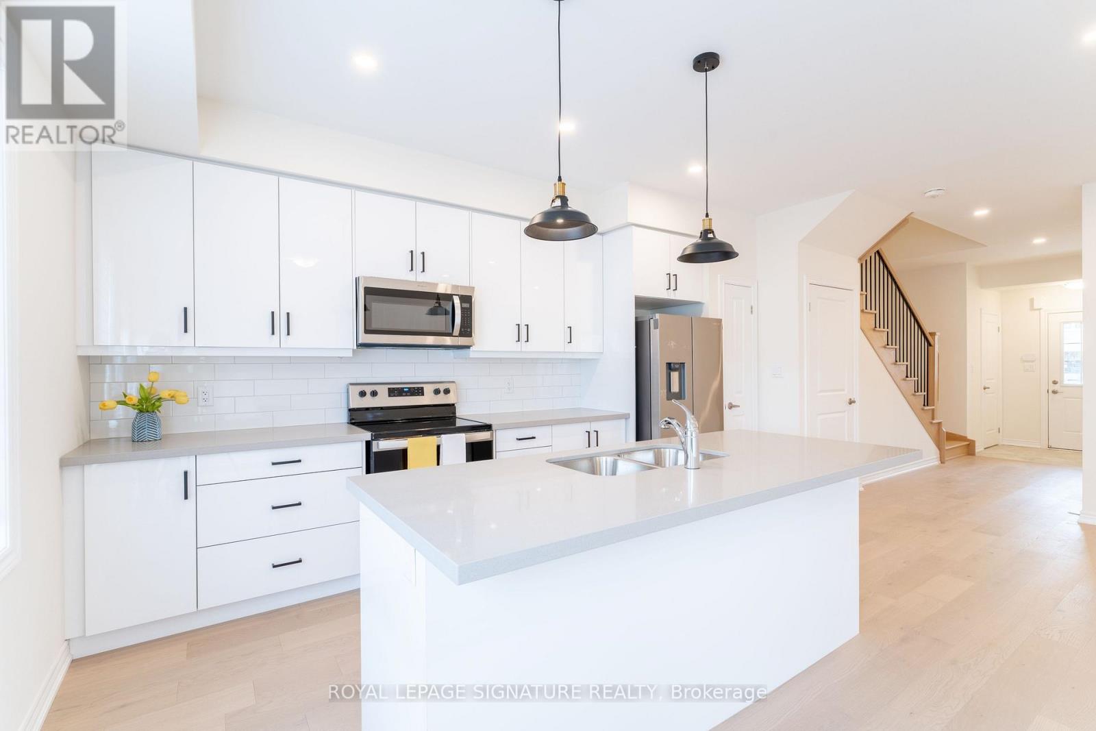 143 Sonoma Lane, Hamilton, Ontario  L8E 0J9 - Photo 10 - X12612130