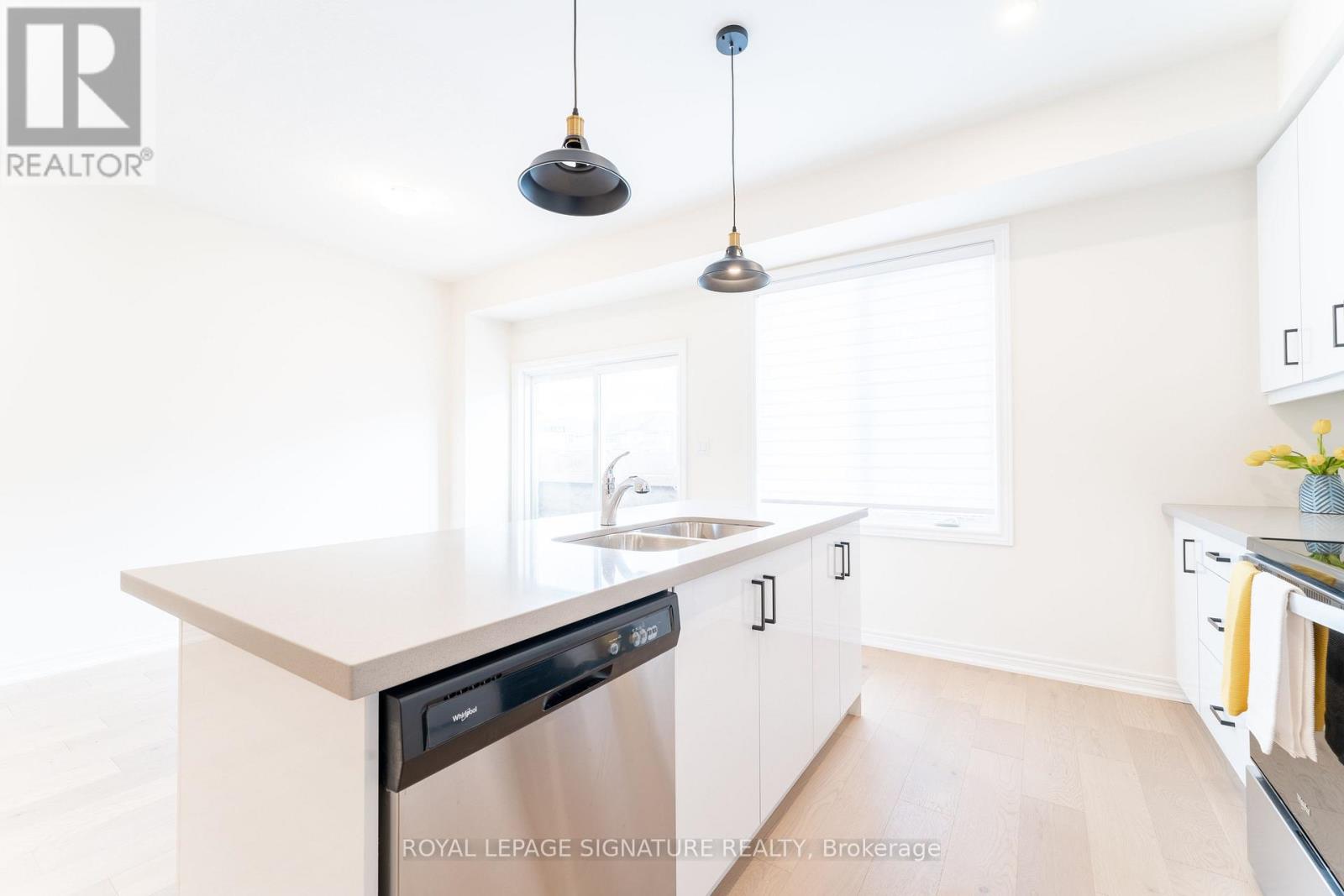 143 Sonoma Lane, Hamilton, Ontario  L8E 0J9 - Photo 13 - X12612130