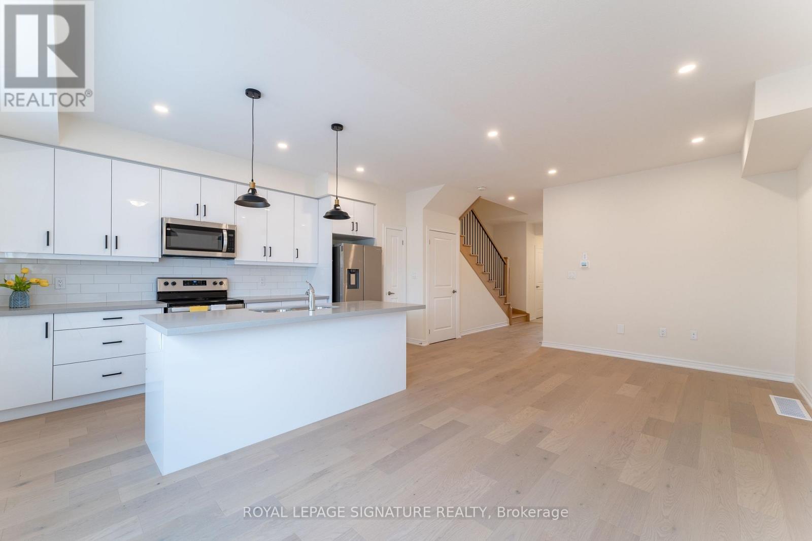 143 Sonoma Lane, Hamilton, Ontario  L8E 0J9 - Photo 16 - X12612130