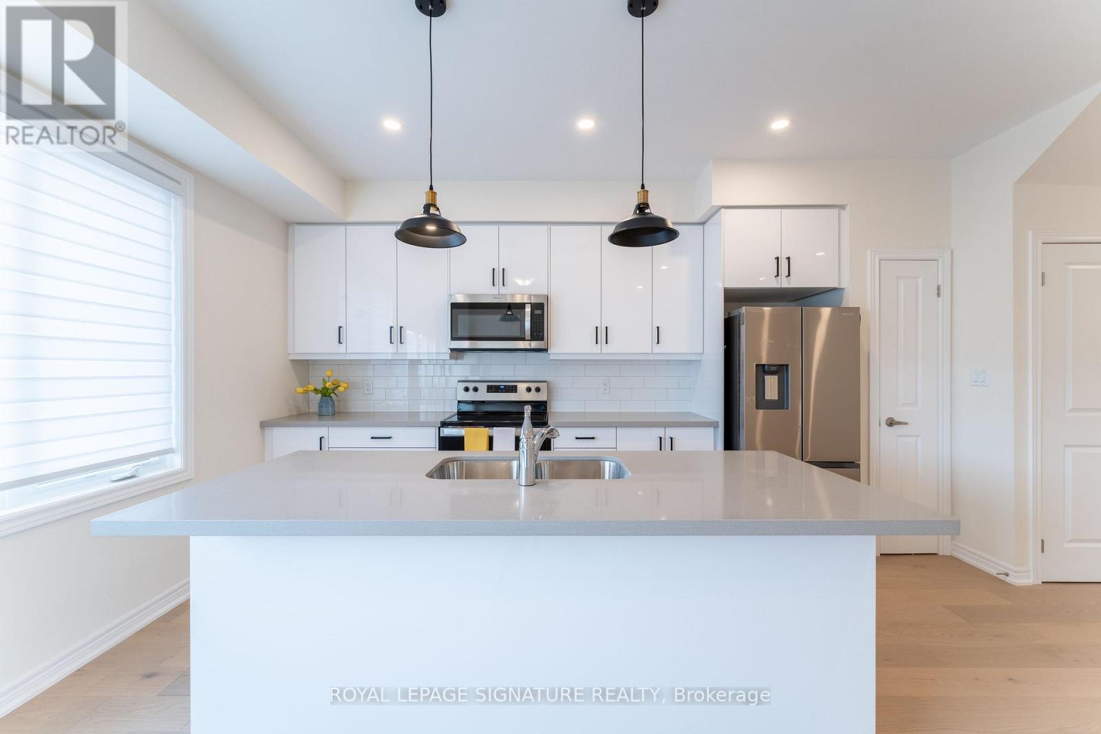 143 Sonoma Lane, Hamilton, Ontario  L8E 0J9 - Photo 9 - X12612130