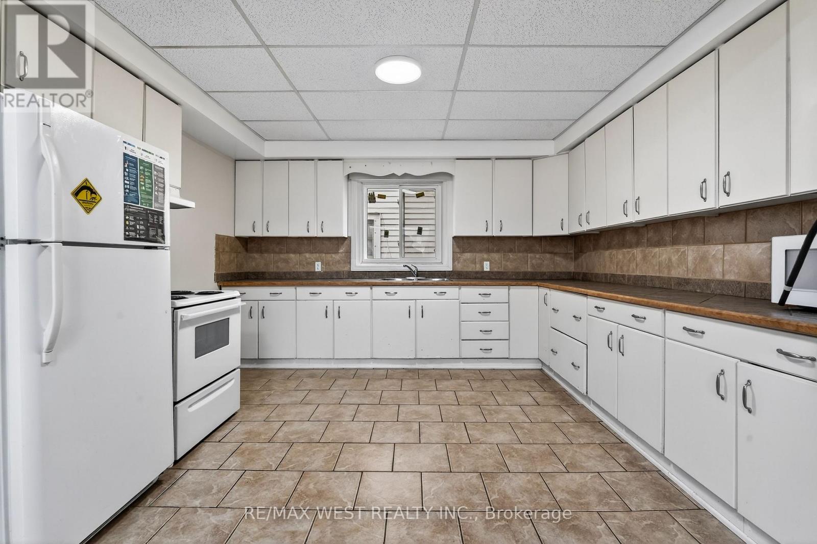 6175 Barker Street, Niagara Falls, Ontario  L2G 1Y5 - Photo 15 - X12612142