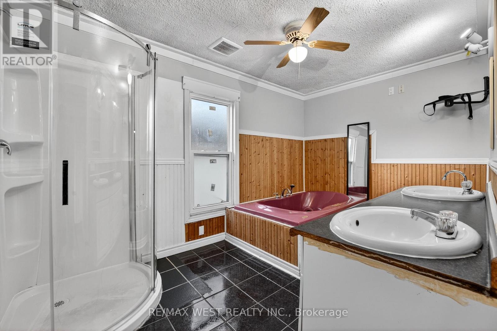 6175 Barker Street, Niagara Falls, Ontario  L2G 1Y5 - Photo 23 - X12612142