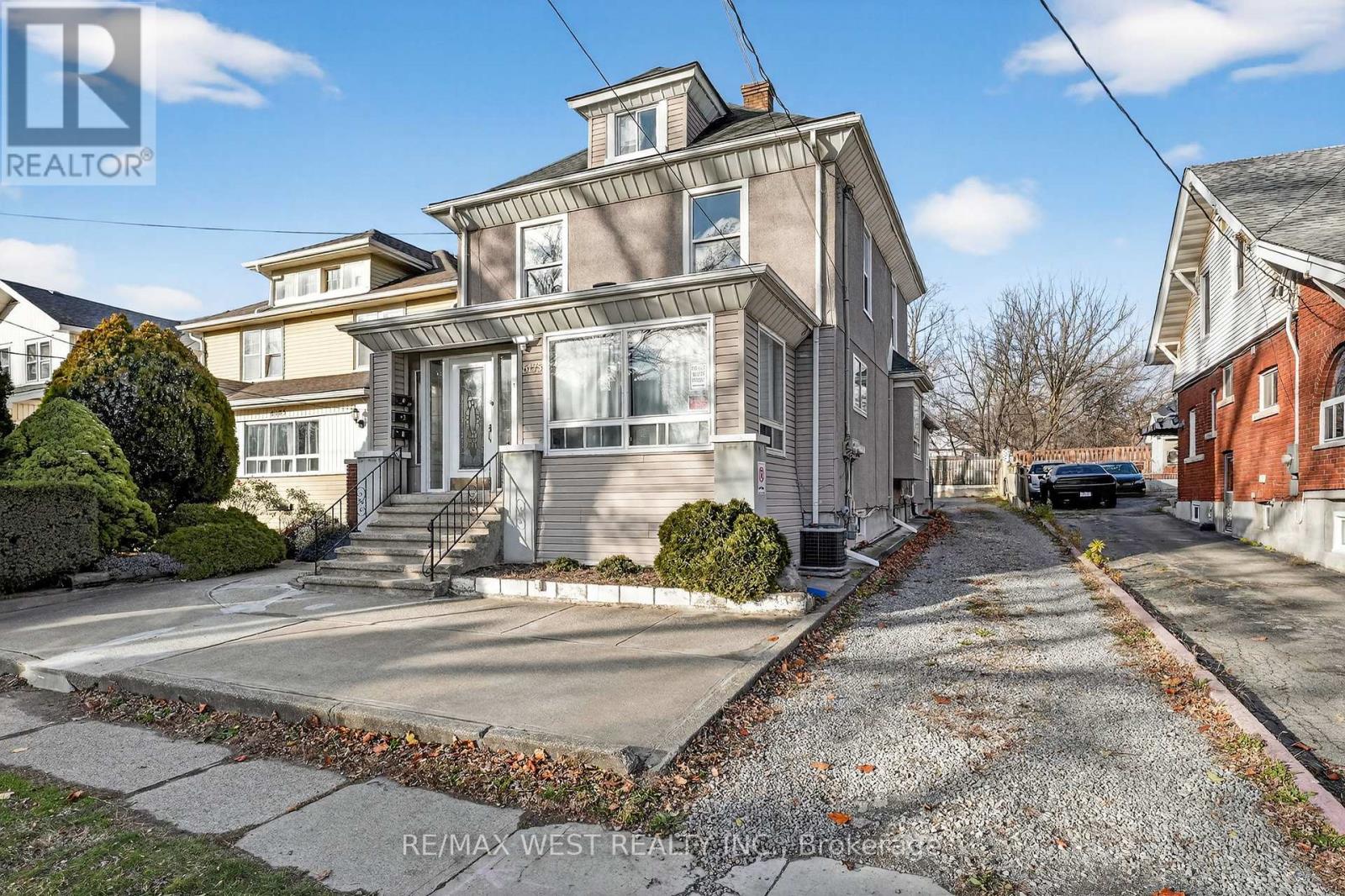 6175 Barker Street, Niagara Falls, Ontario  L2G 1Y5 - Photo 3 - X12612142