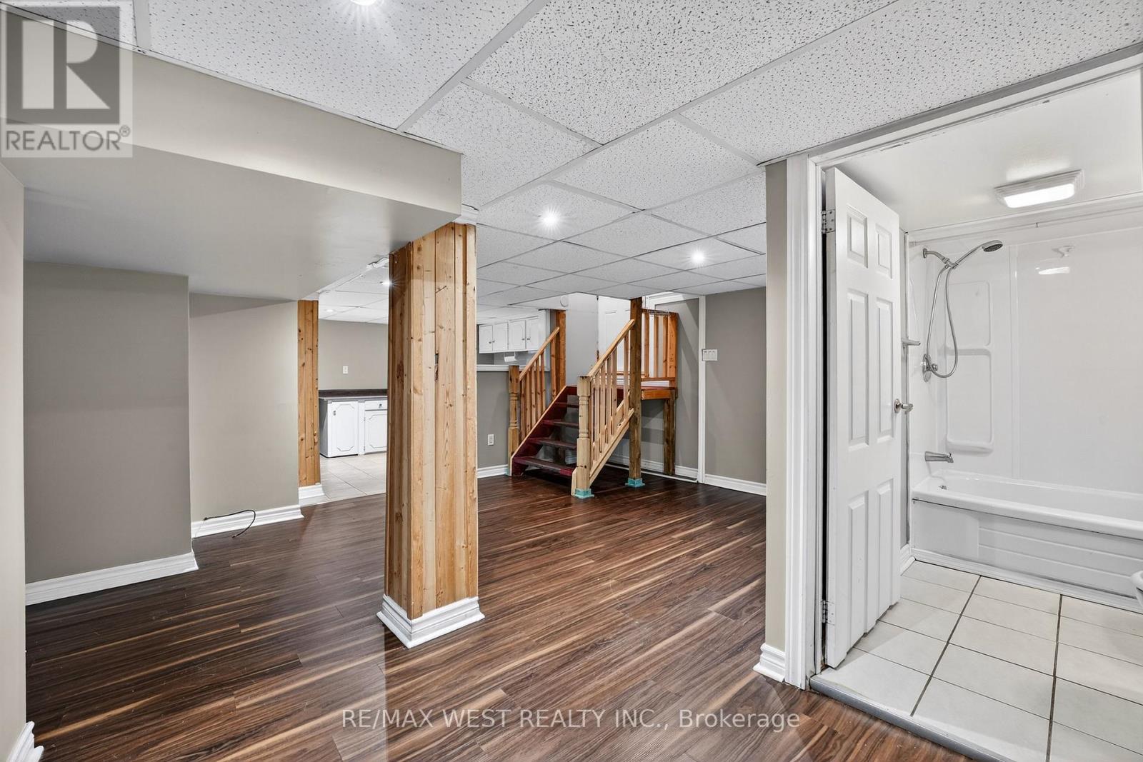 6175 Barker Street, Niagara Falls, Ontario  L2G 1Y5 - Photo 31 - X12612142