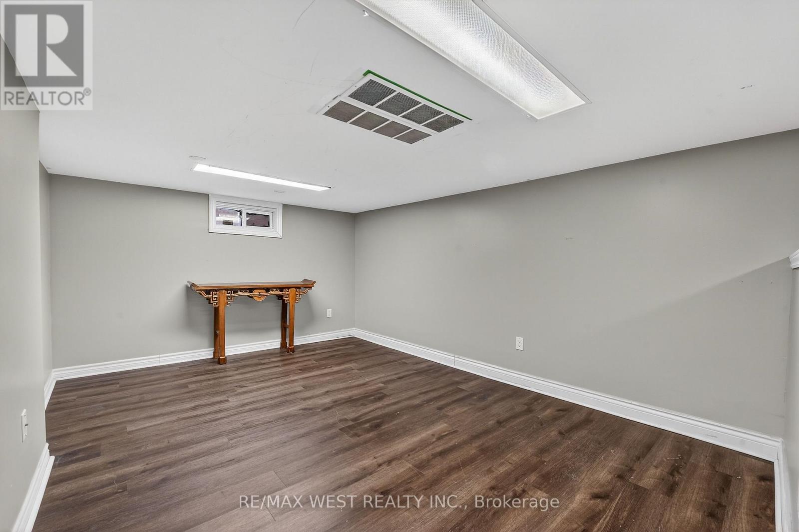 6175 Barker Street, Niagara Falls, Ontario  L2G 1Y5 - Photo 38 - X12612142