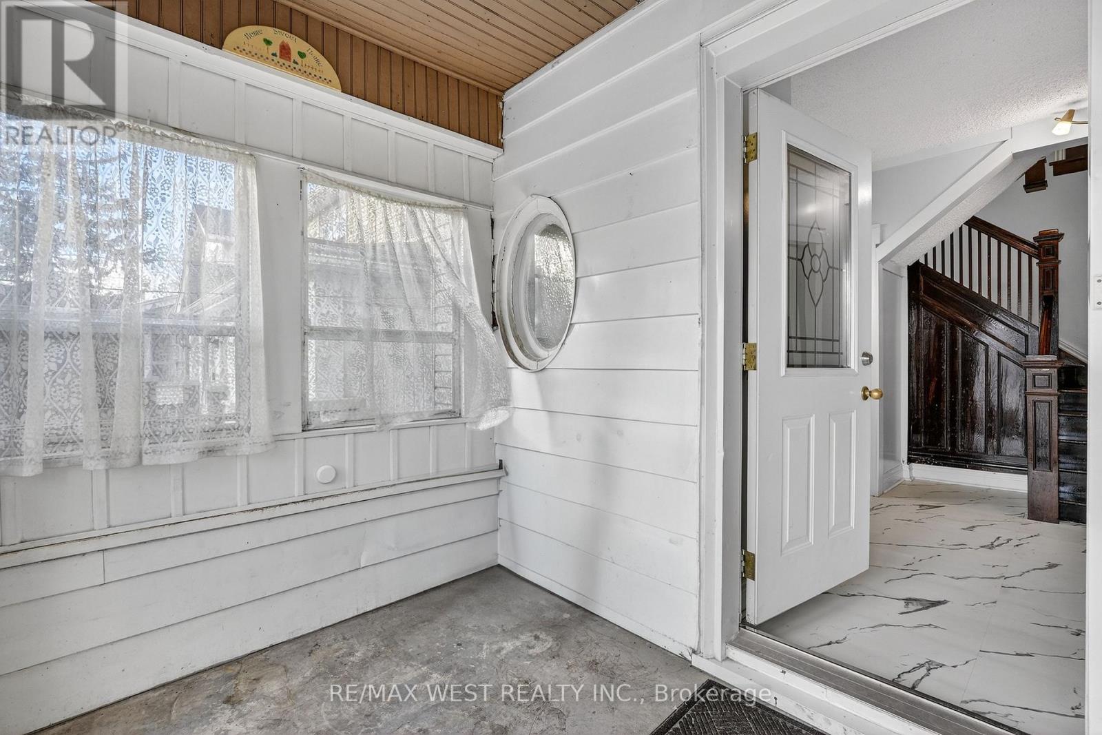 6175 Barker Street, Niagara Falls, Ontario  L2G 1Y5 - Photo 5 - X12612142