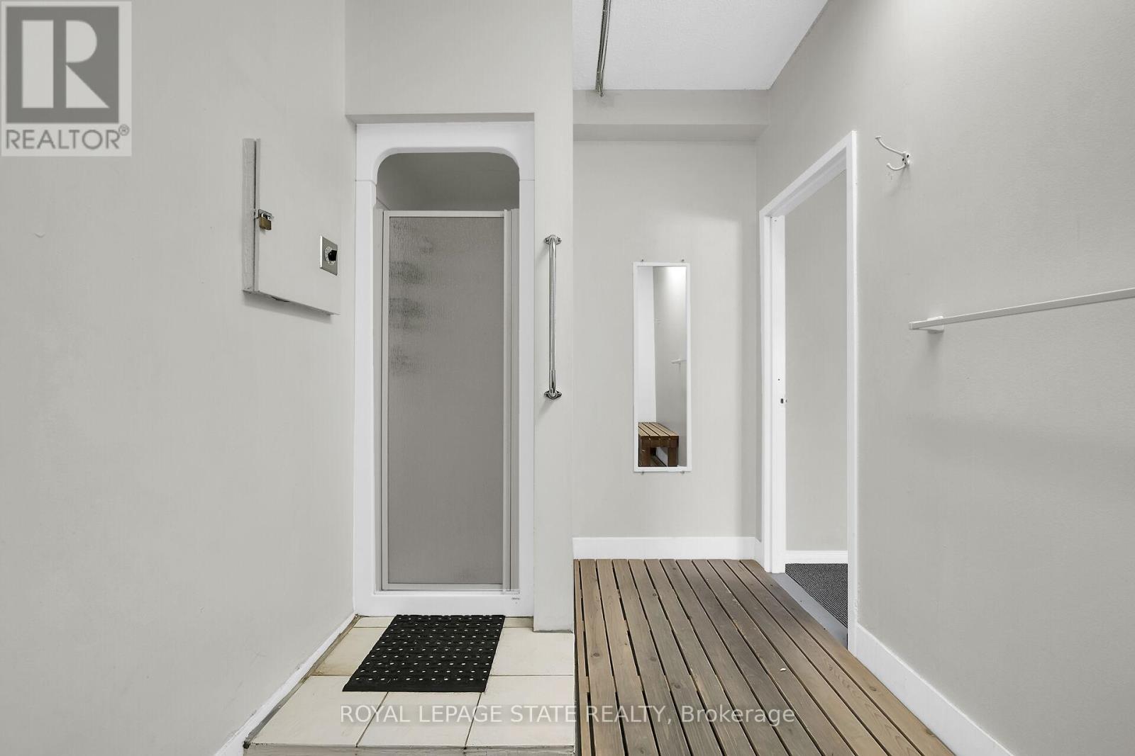 220 - 198 Scott Street, St. Catharines, Ontario  L2N 5T3 - Photo 33 - X12612274