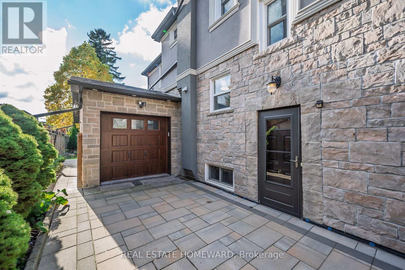 Main2nd - 71 Paisley Avenue N, Hamilton, Ontario  L8S 4H1 - Photo 5 - X12612292